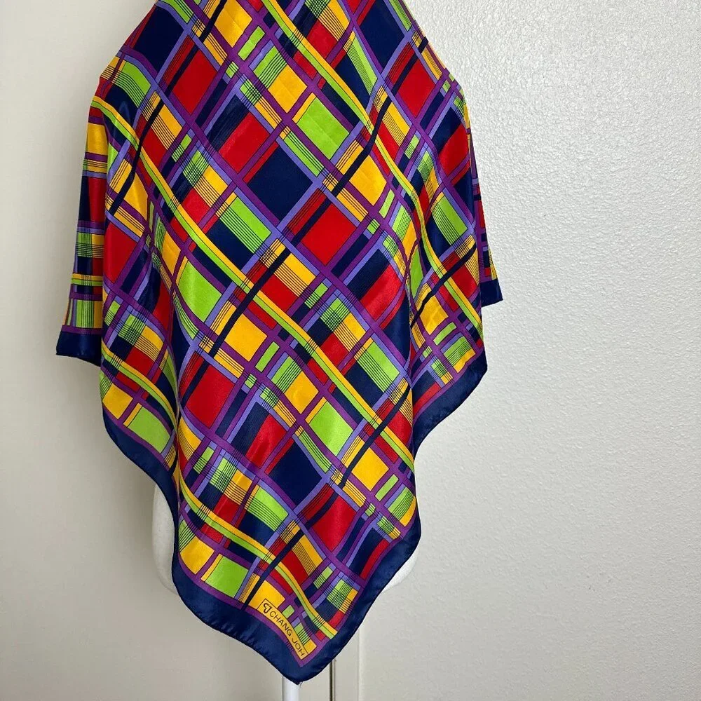 Vintage CJ Chang Joh Scarf 34